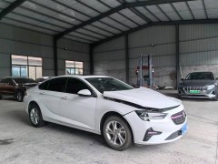 四驱车保养比两驱费用高吗？-事故车网