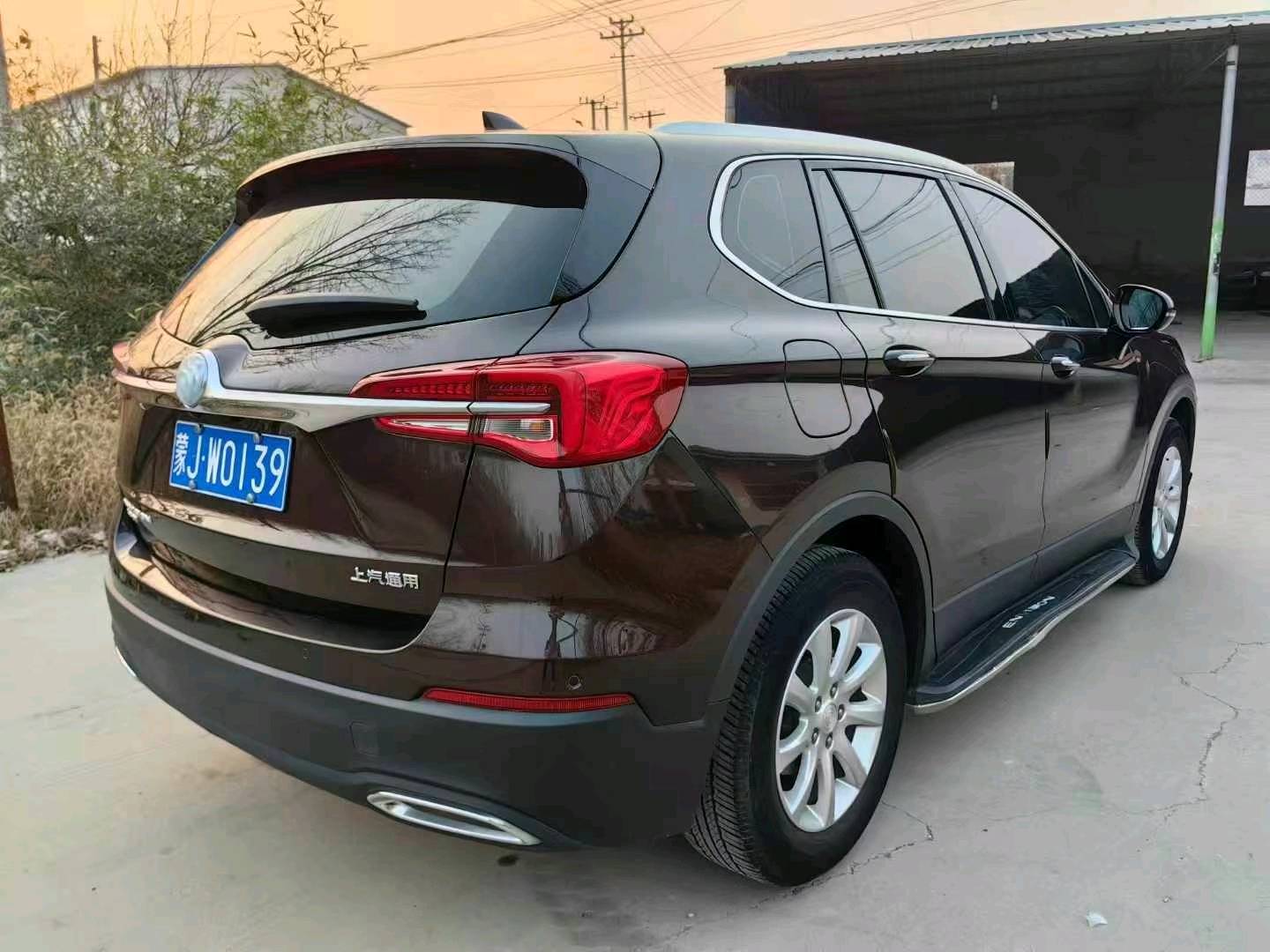事故车收取拖车费用合理吗？事故车拖车费由谁承担？-事故车