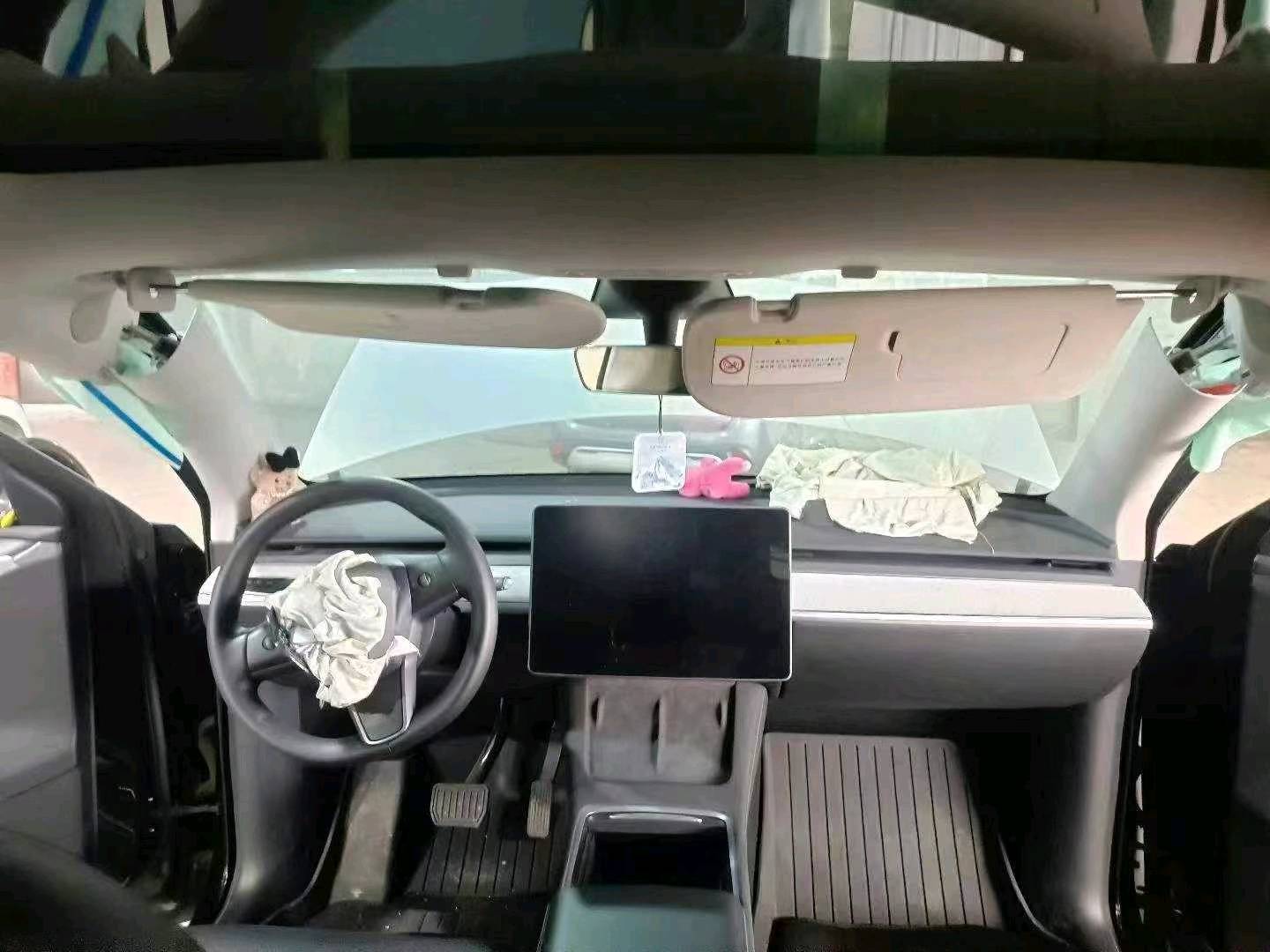 成都市23年特斯拉MODEL Y8
