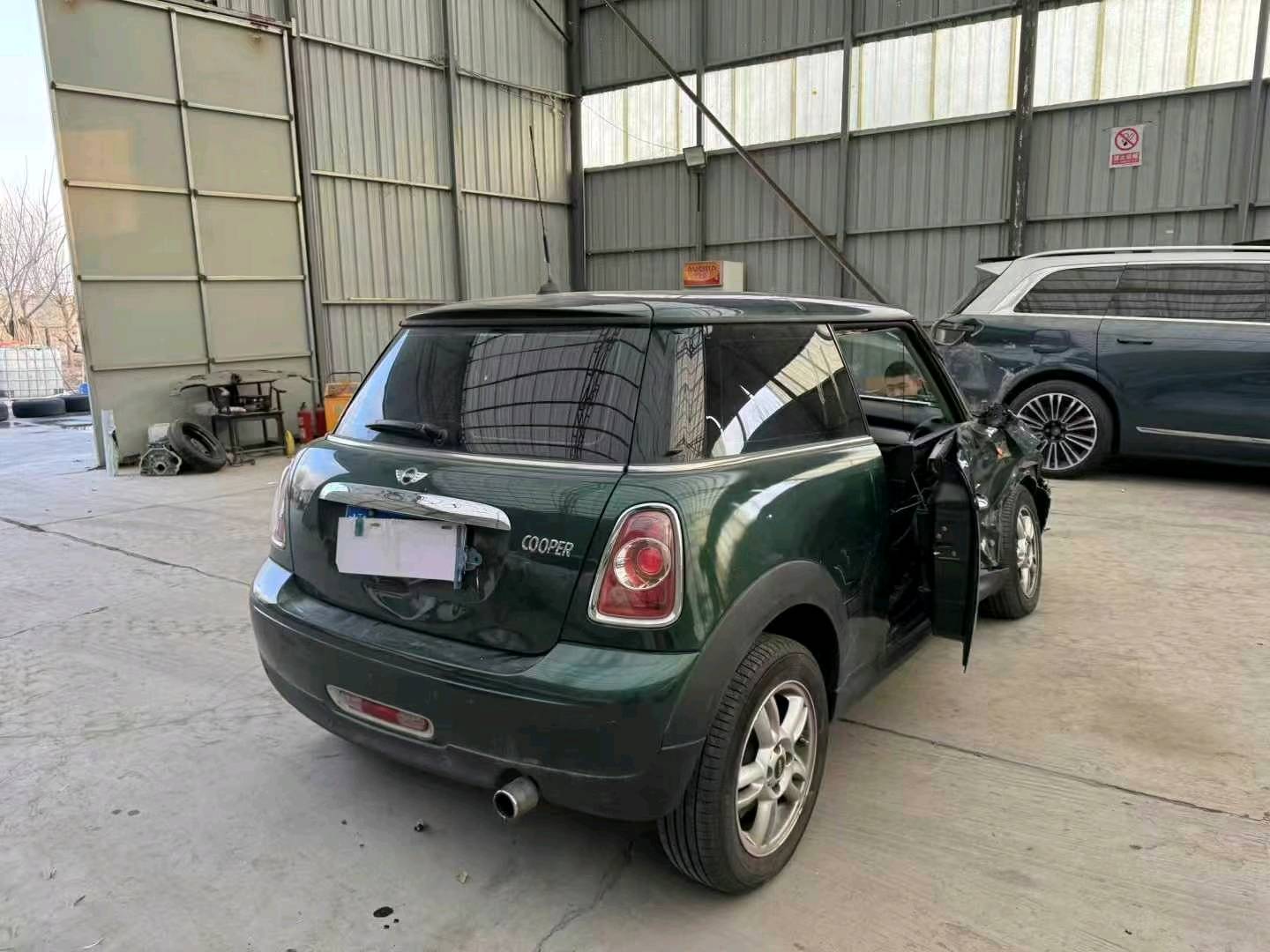 左前叶子板喷漆了一般是什么事故？-事故车