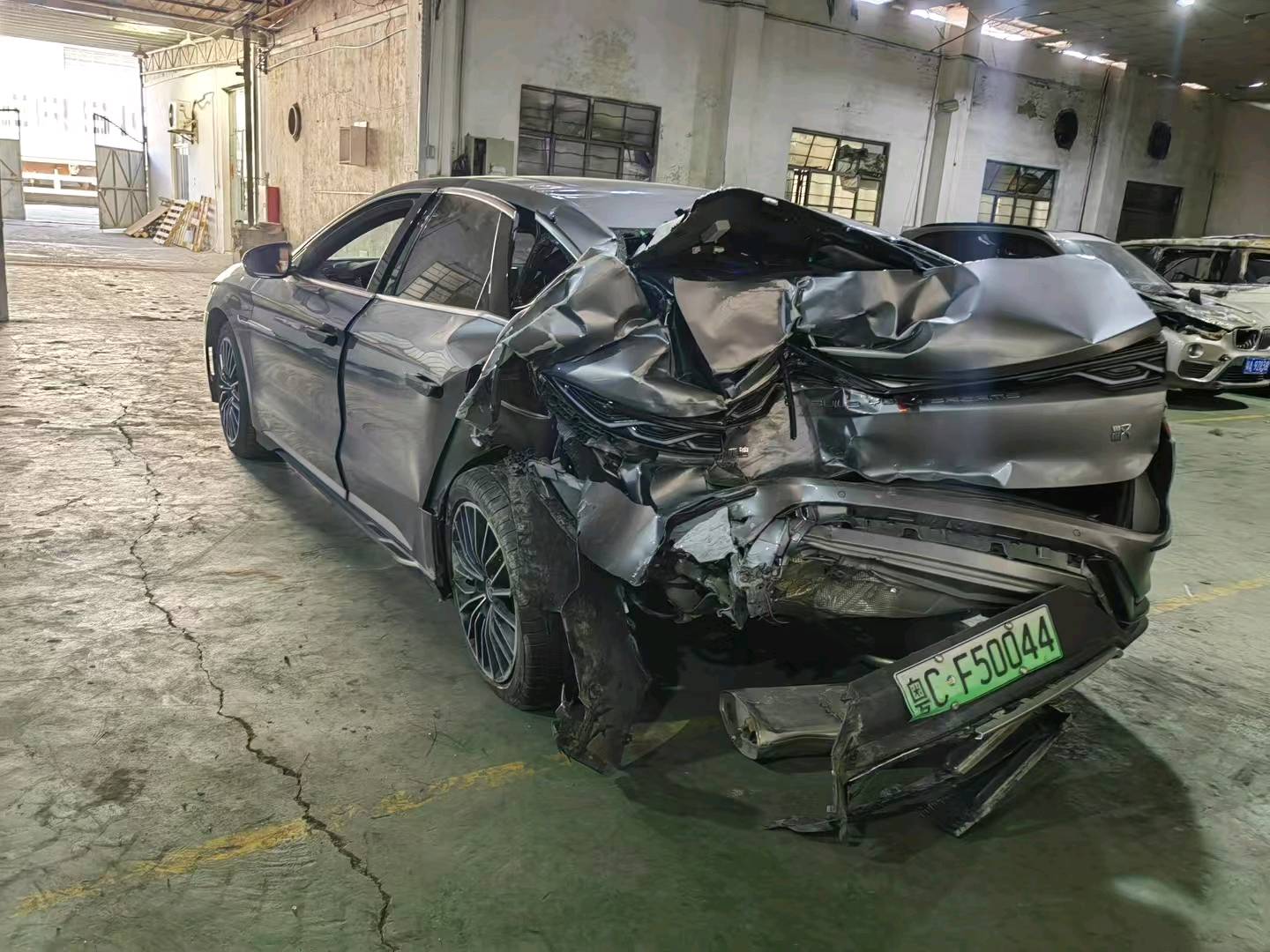 如何通过残值车交易网APP高效选购事故车？-残值车交易网app
