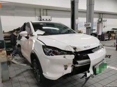 哪吒3万左右新能源事故车出售去哪个平台？-事故车网