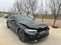 后翼子板板筋算大事故么？