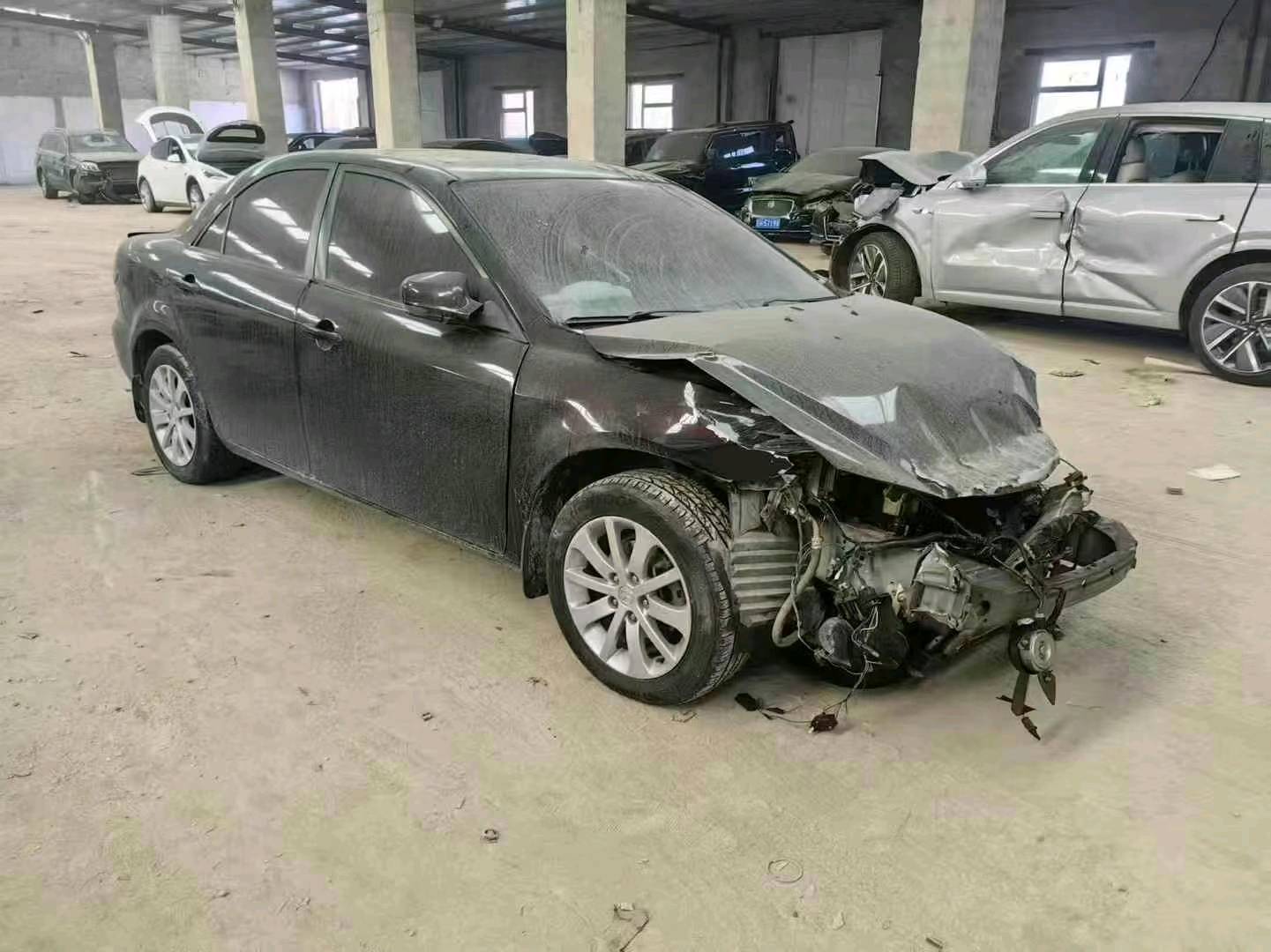 事故车拖车费由谁承担?-事故车 事故车拖车费由谁承担?-事故车