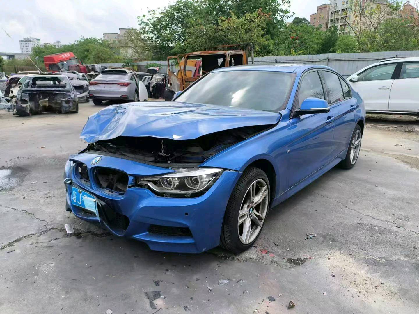 事故车批发怎么选车更划算？老司机教你四个关键点-事故车批发