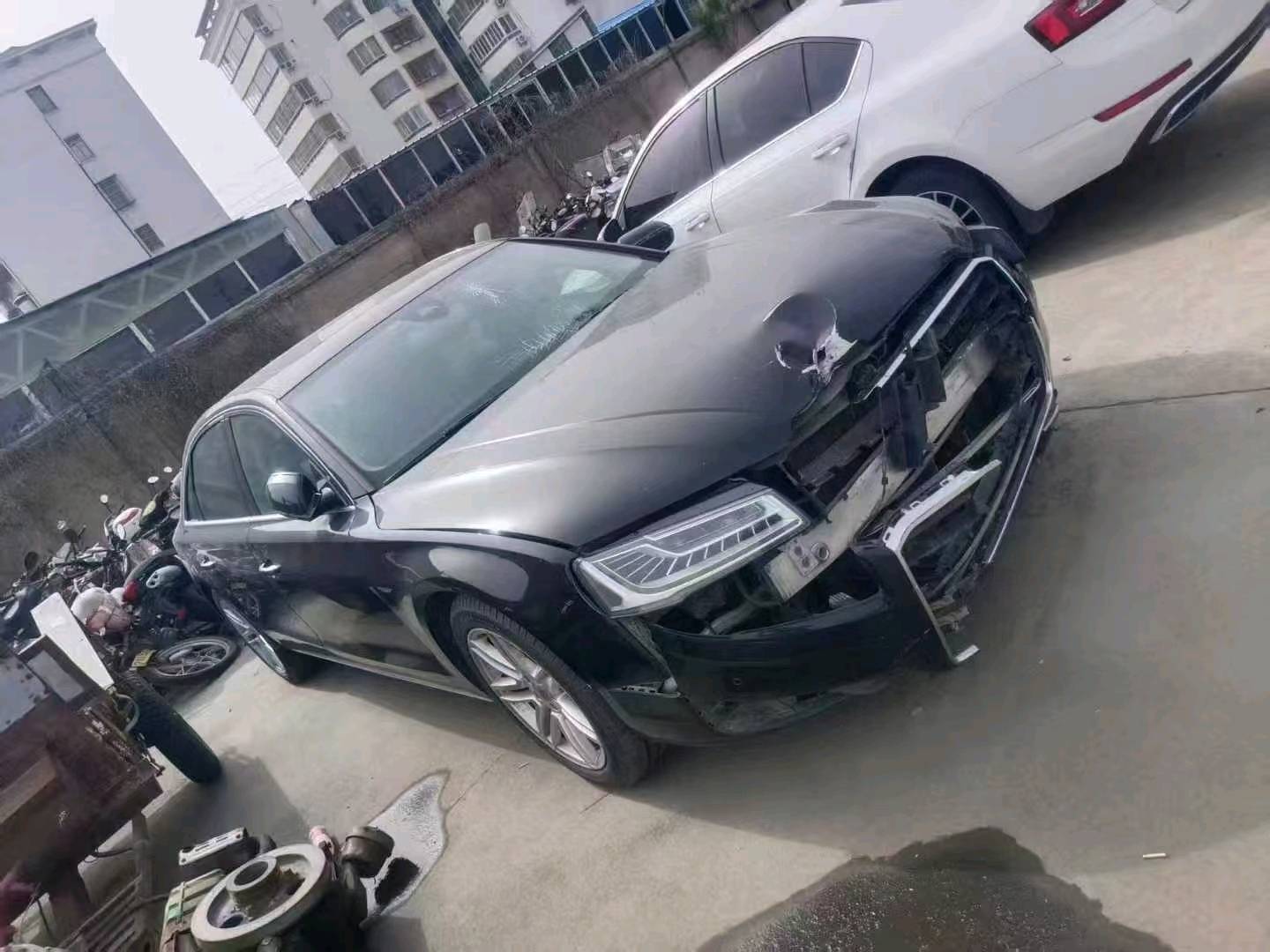 修好卖还是拆件卖?哪种事故车处理方式赚得更多?-事故车平台 修好卖还是拆件卖?哪种事故车处理方式赚得更多?-事故车平台