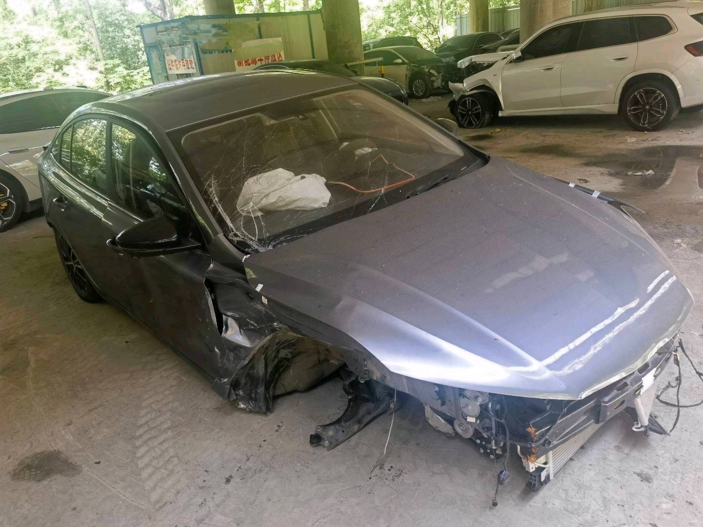 杭州市23年荣威i52
