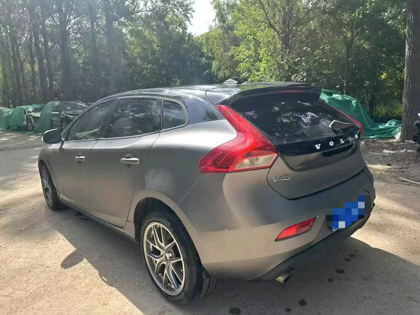 北京13年沃尔沃V403
