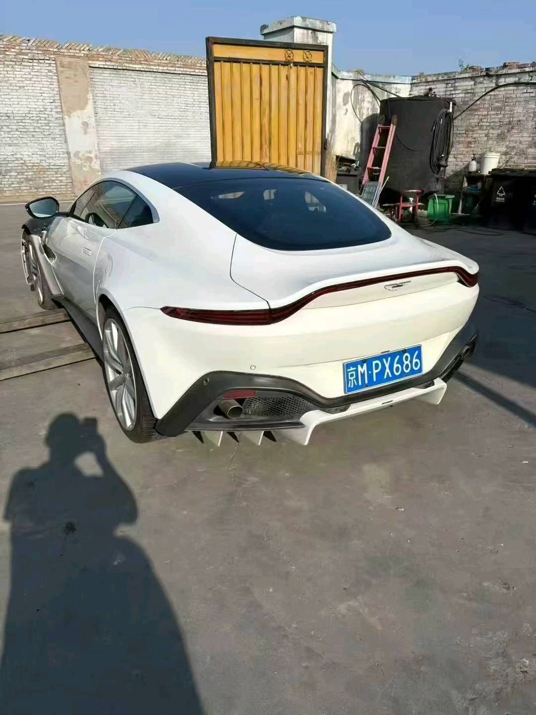 北京20年阿斯顿·马丁V8 Vantage5