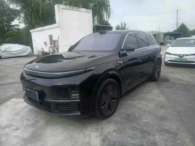 上海25年理想L7