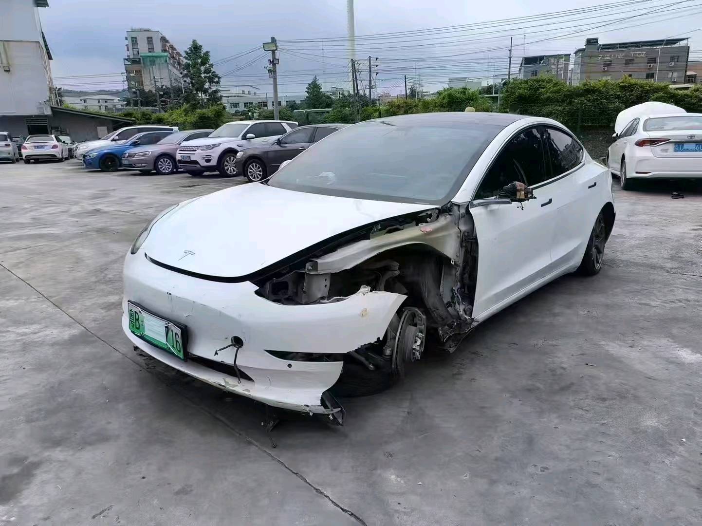 广州市19年特斯拉MODEL 32