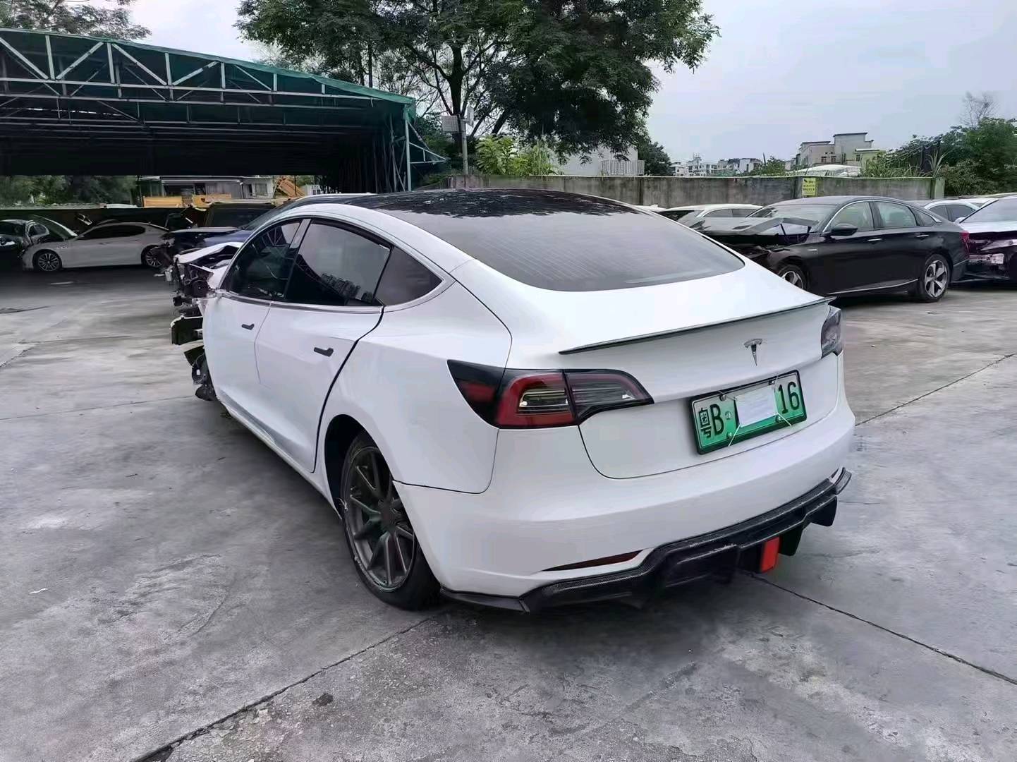 广州市19年特斯拉MODEL 33