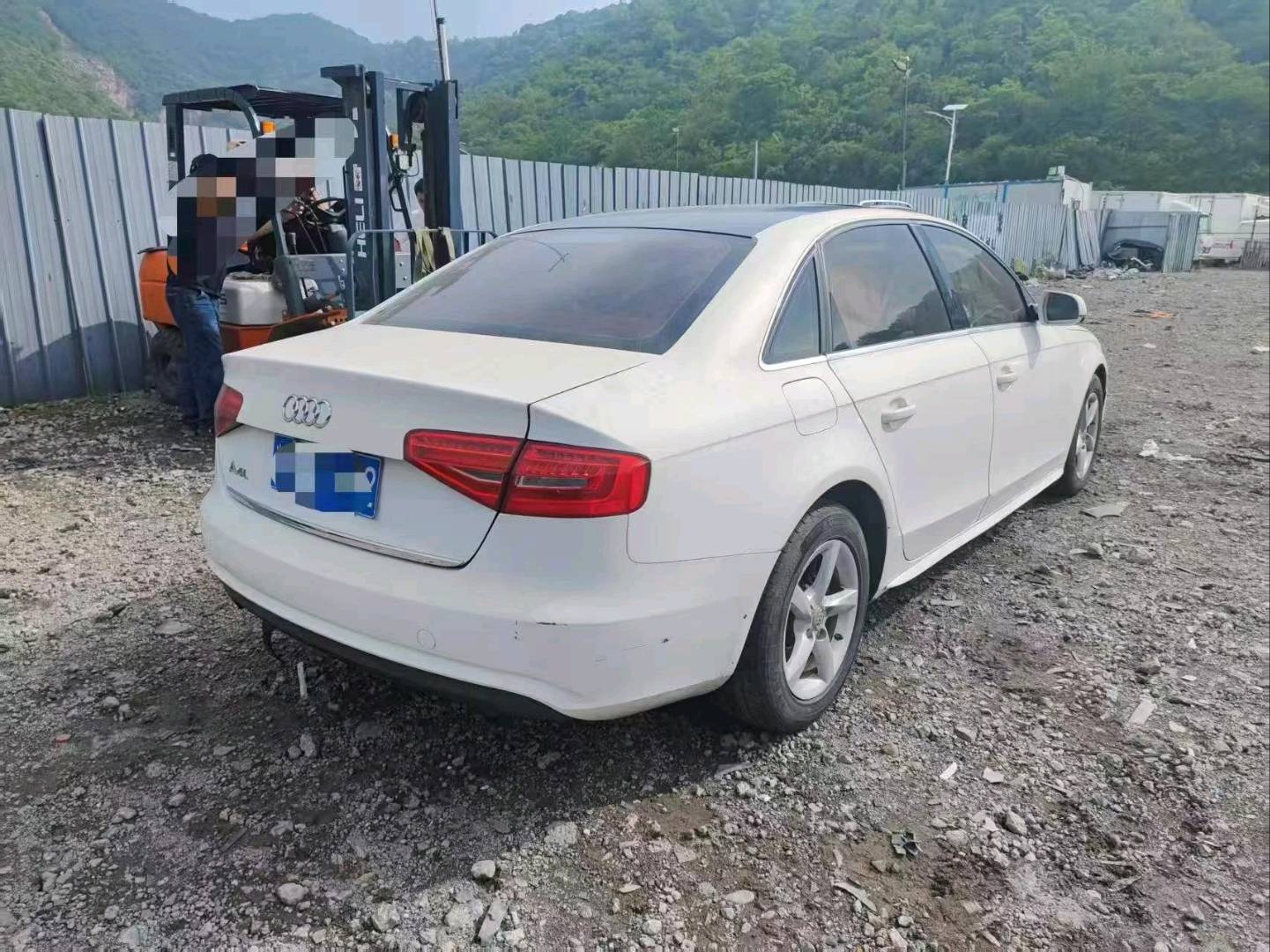 杭州市15年奥迪A4L3
