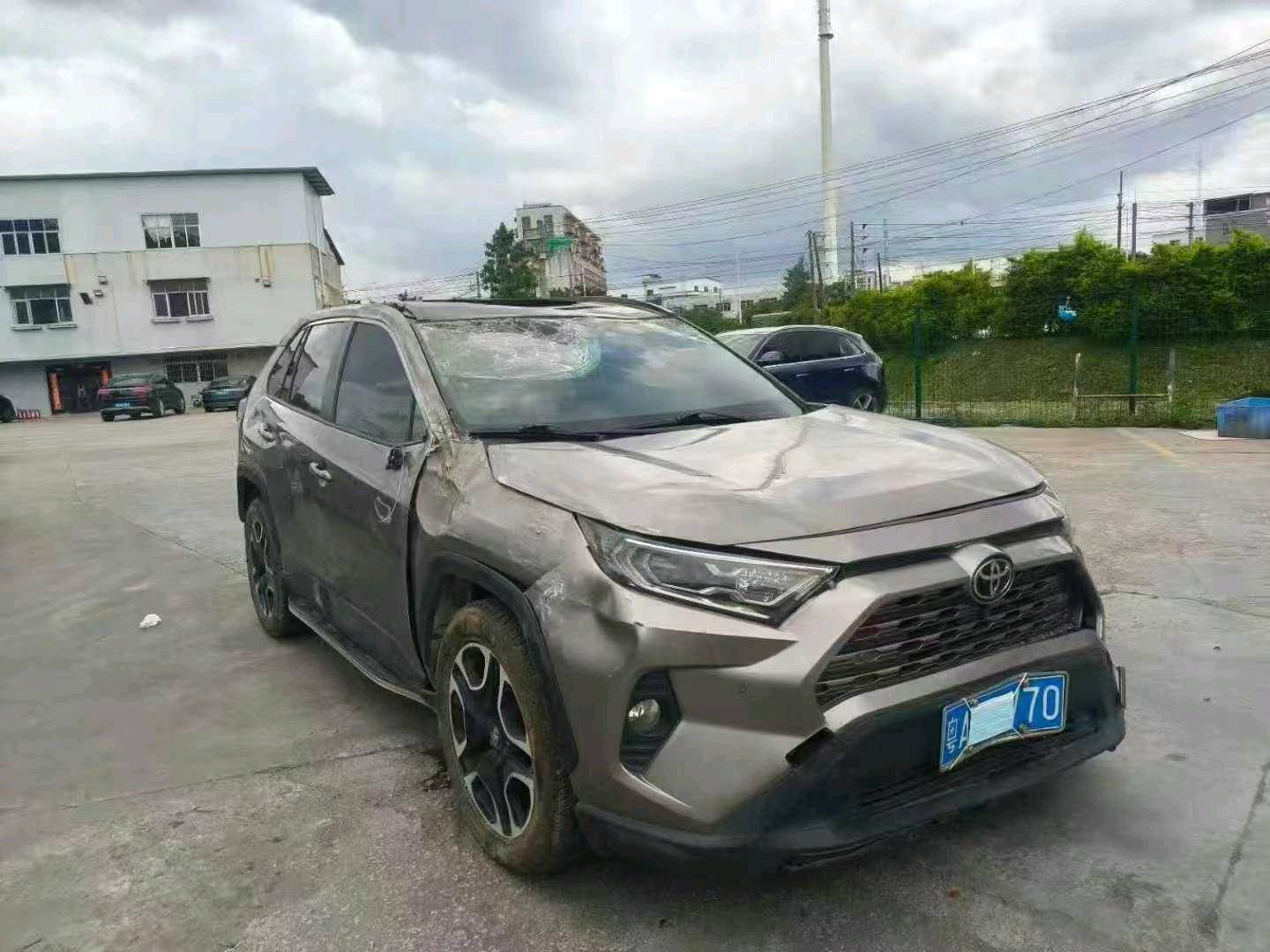 广州市19年丰田RAV4荣放2