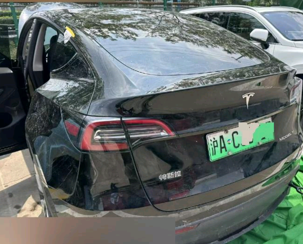 上海23年特斯拉MODEL Y5