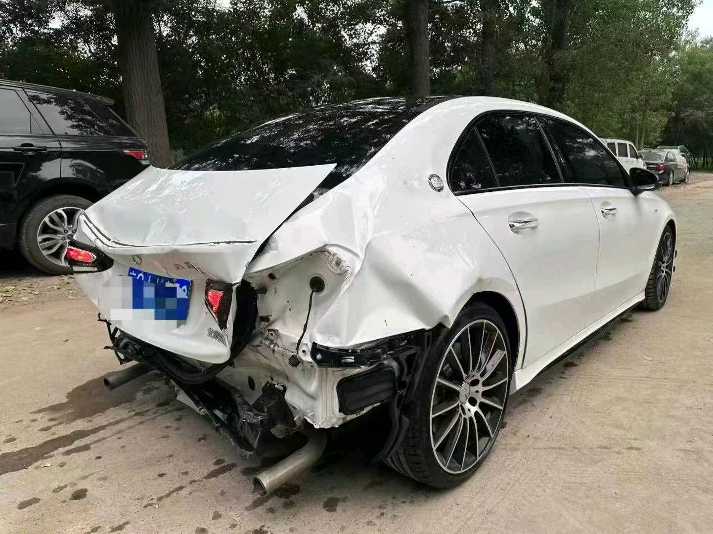北京20年奔驰AMG4