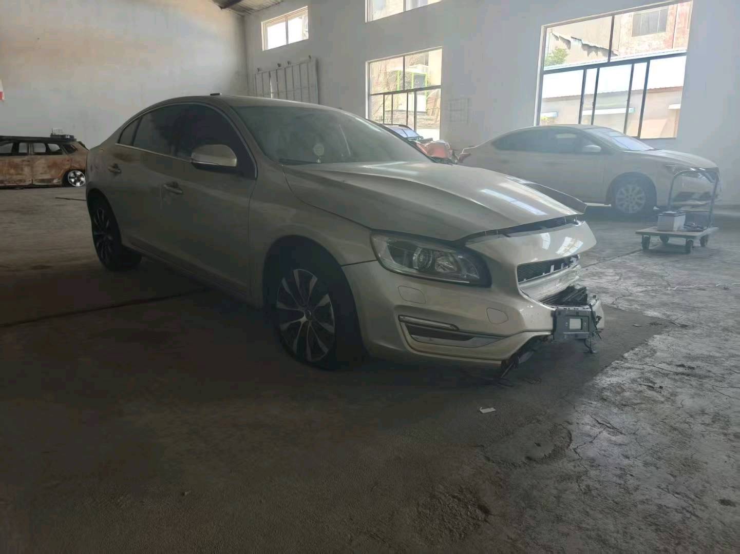 枣庄市20年沃尔沃S60L2