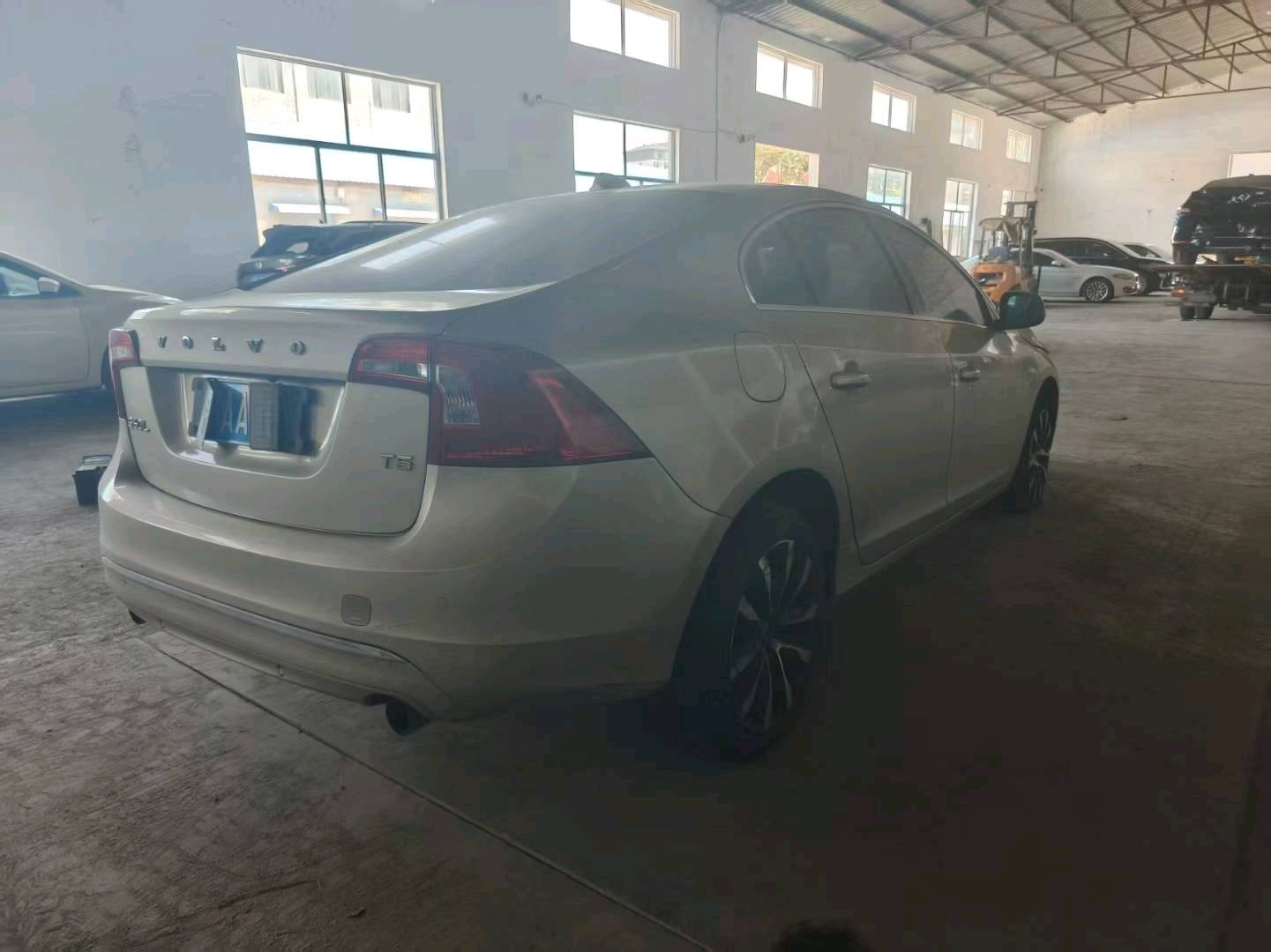 枣庄市20年沃尔沃S60L3