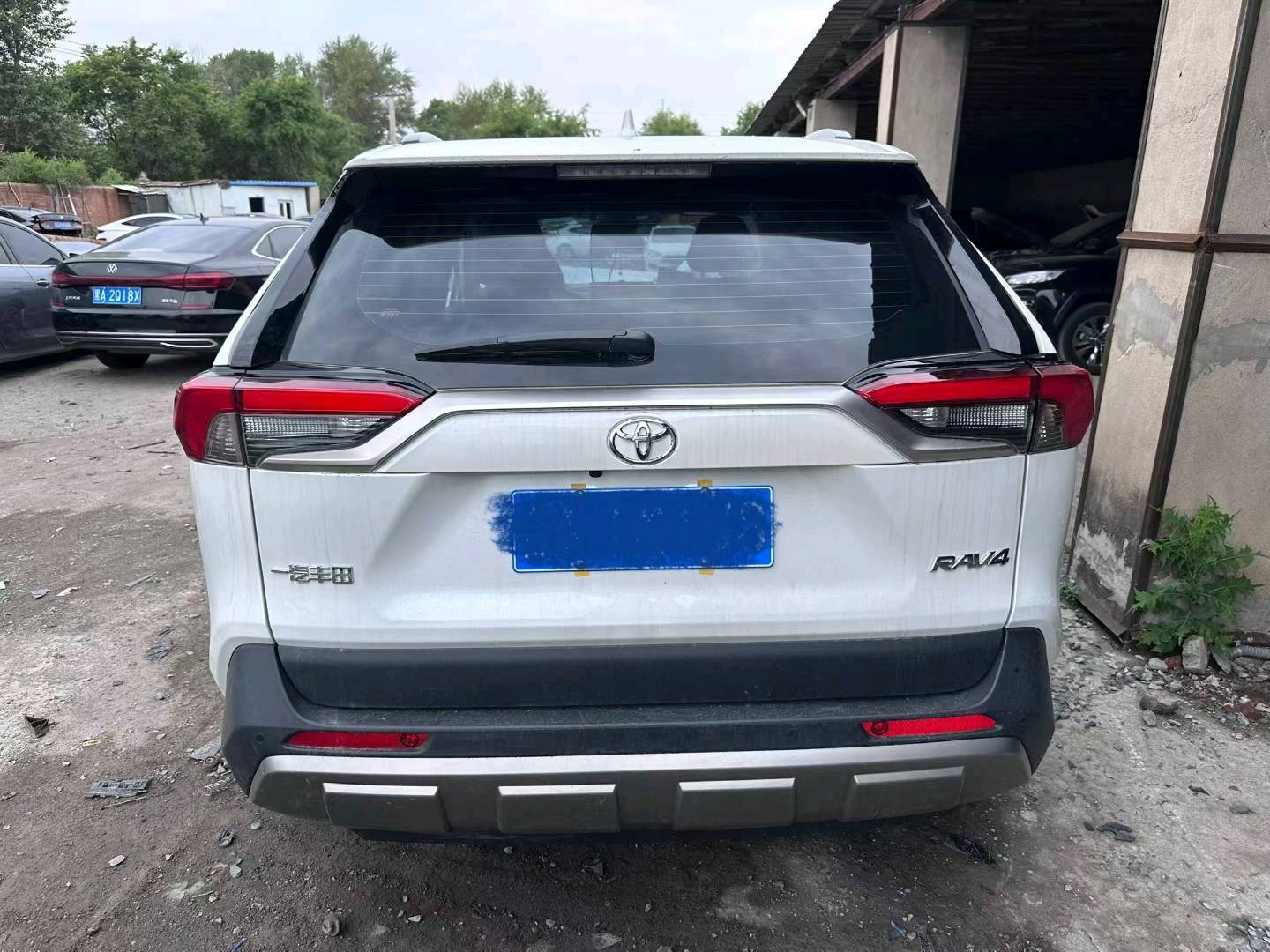 哈尔滨市25年丰田RAV4荣放4