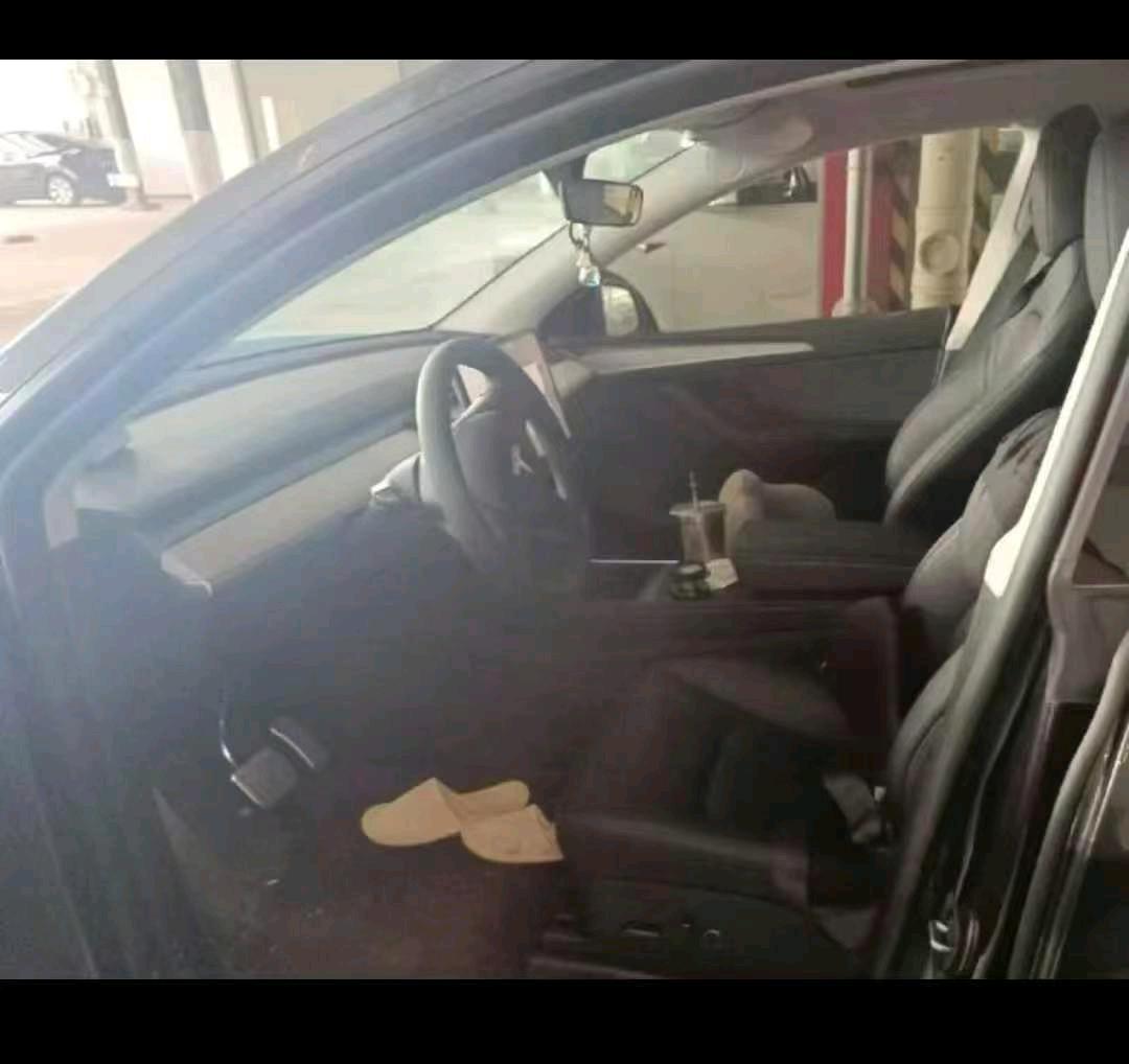 成都市25年特斯拉MODEL Y5
