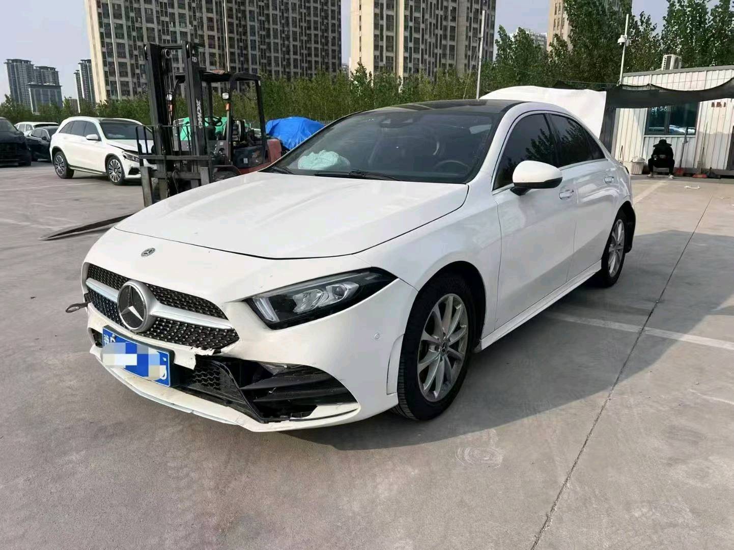 郑州市20年奔驰A2