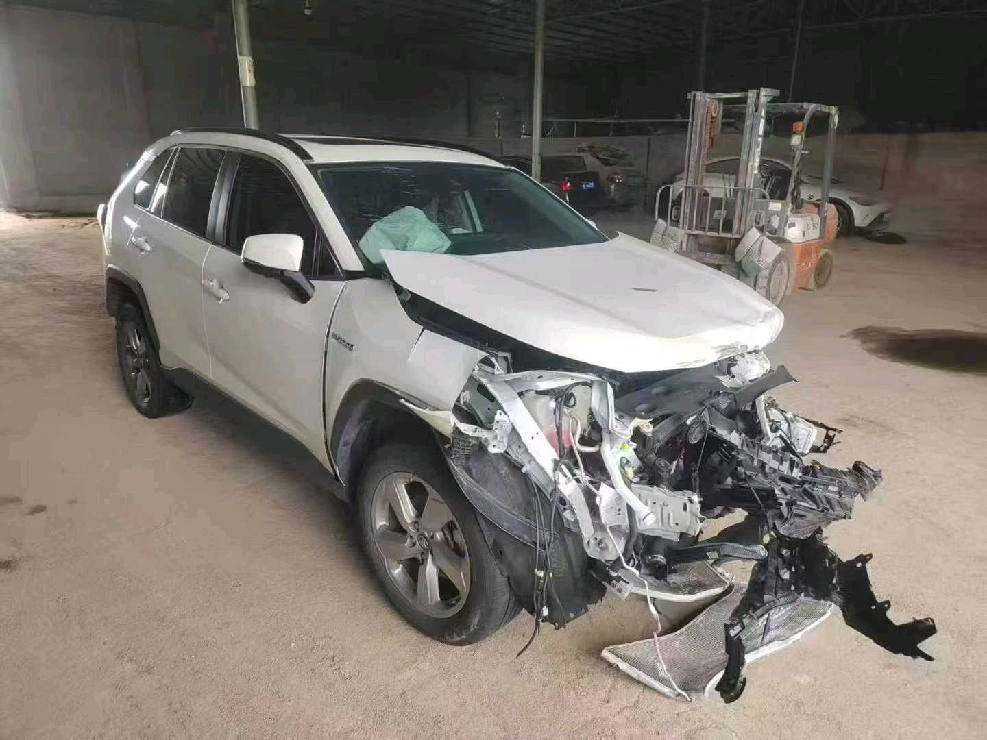 海南20年豐田RAV4榮放3