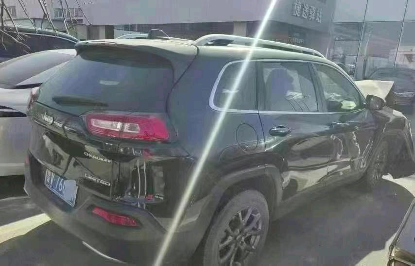 濰坊市21年Jeep自由光4