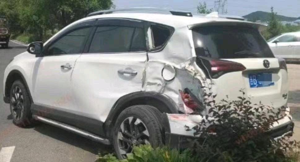長春市17年豐田RAV4榮放3