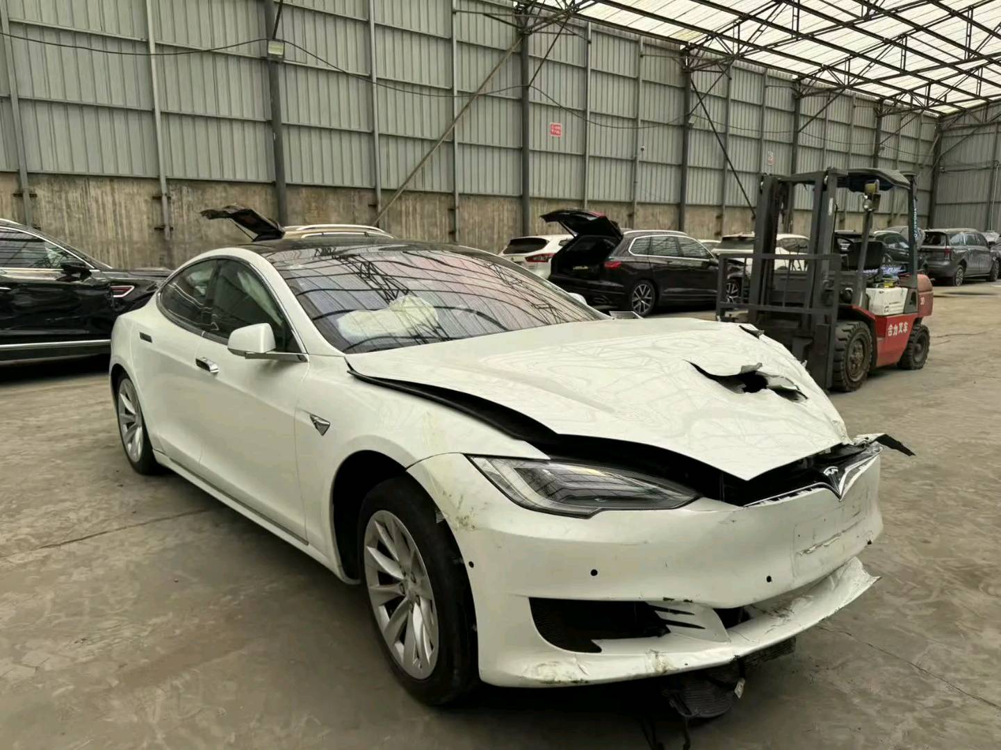 北京18年特斯拉MODEL S2