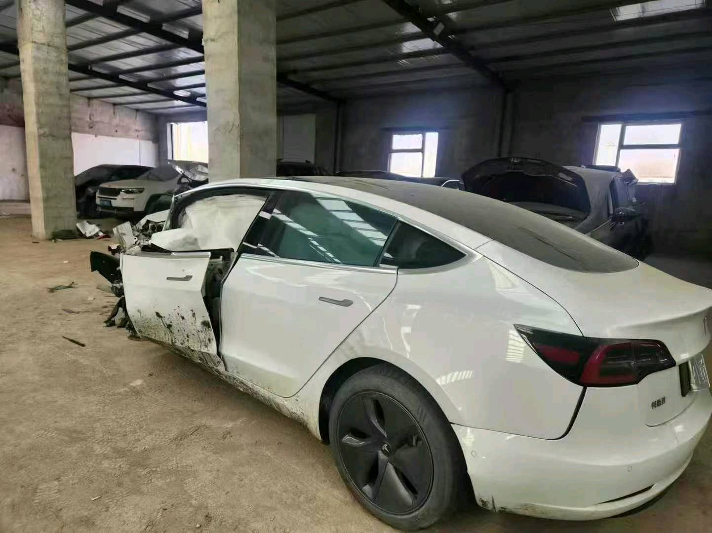 沈陽市20年特斯拉MODEL 36