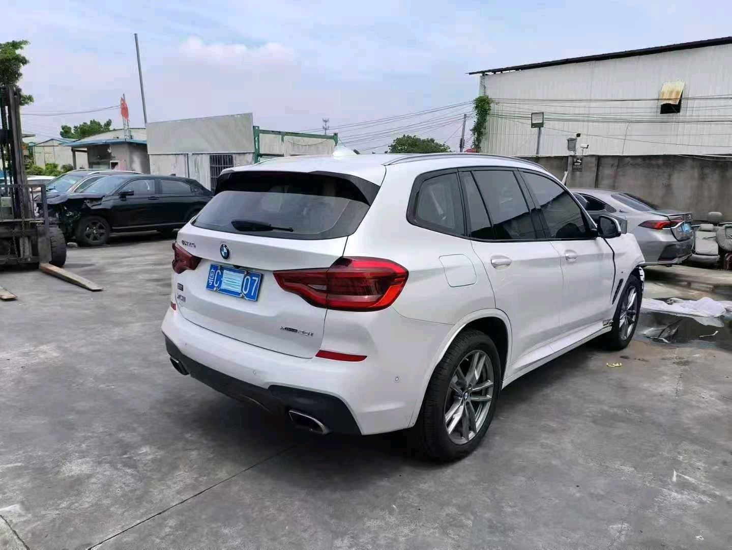 广州市19年宝马X33