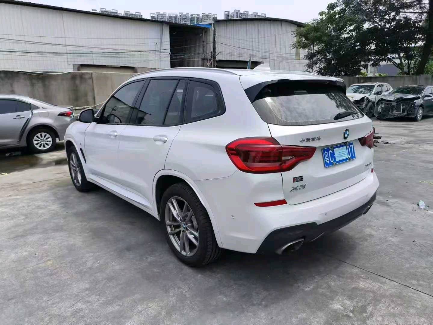 广州市19年宝马X34