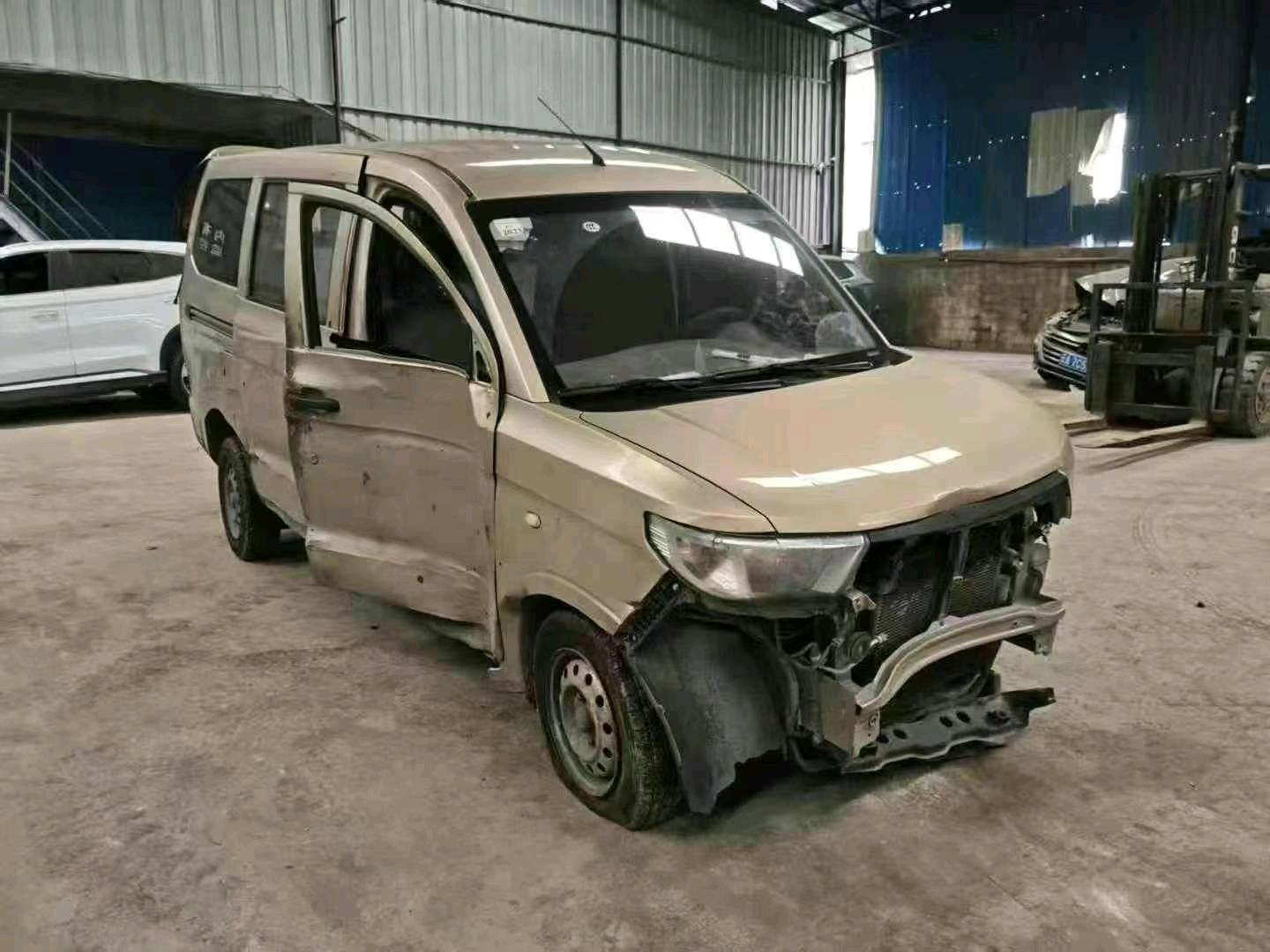 貴陽市21年五菱汽車宏光2