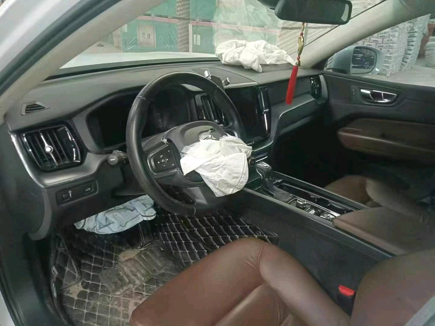 贵阳市20年沃尔沃XC602