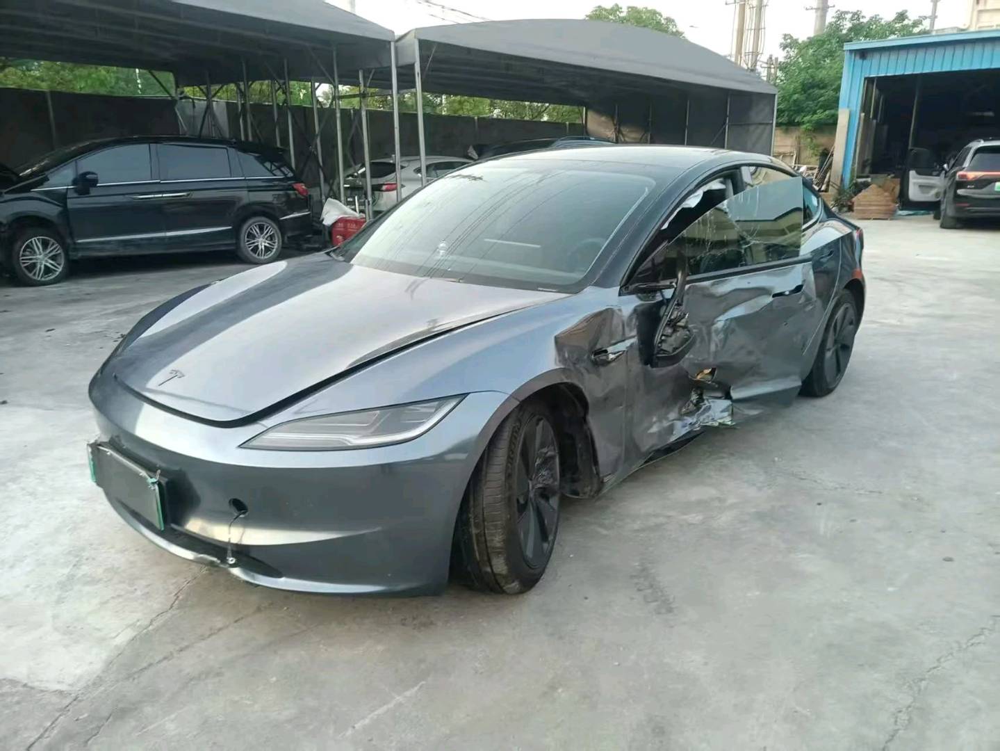 上海24年特斯拉MODEL 32