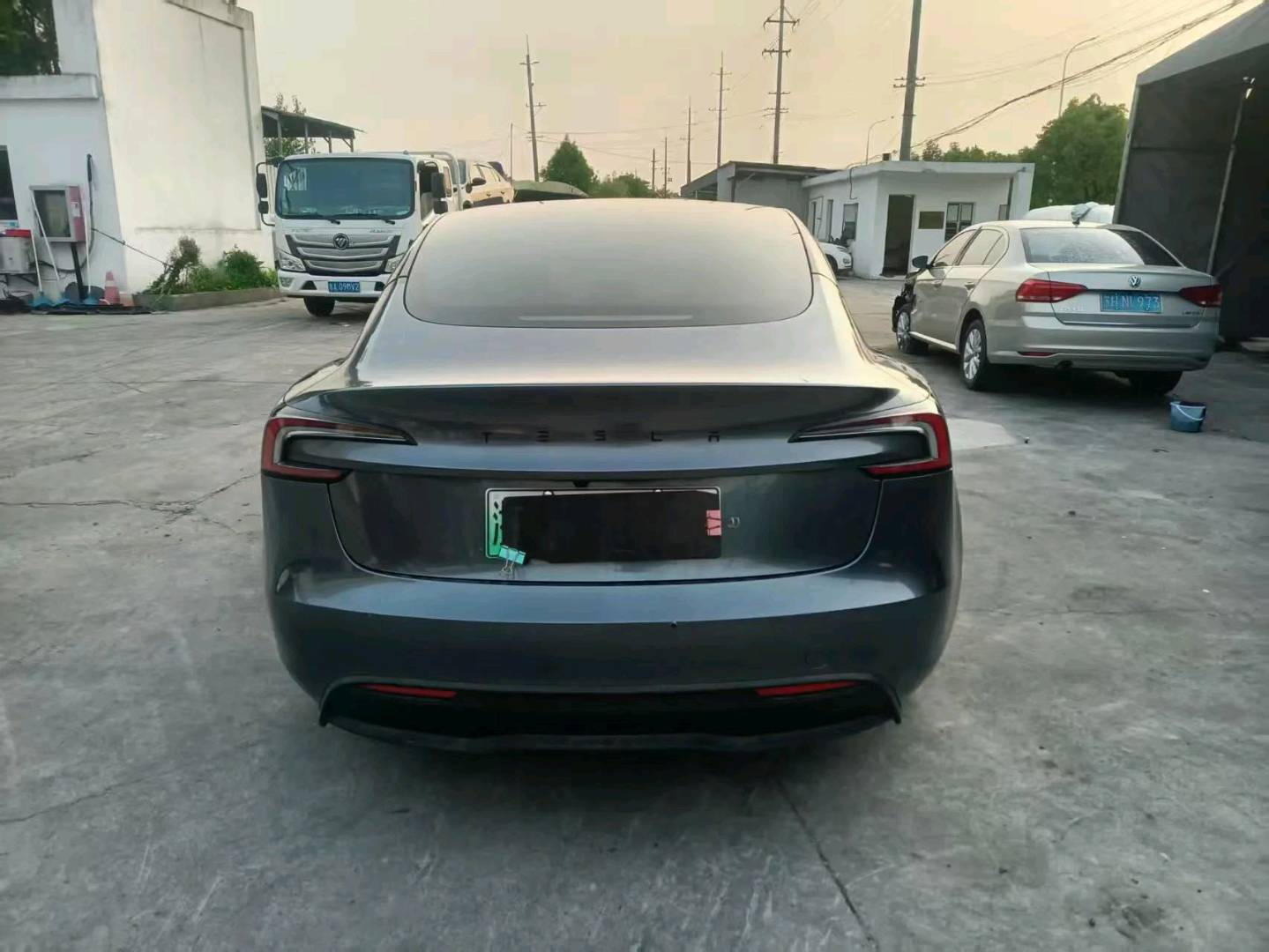 上海24年特斯拉MODEL 35