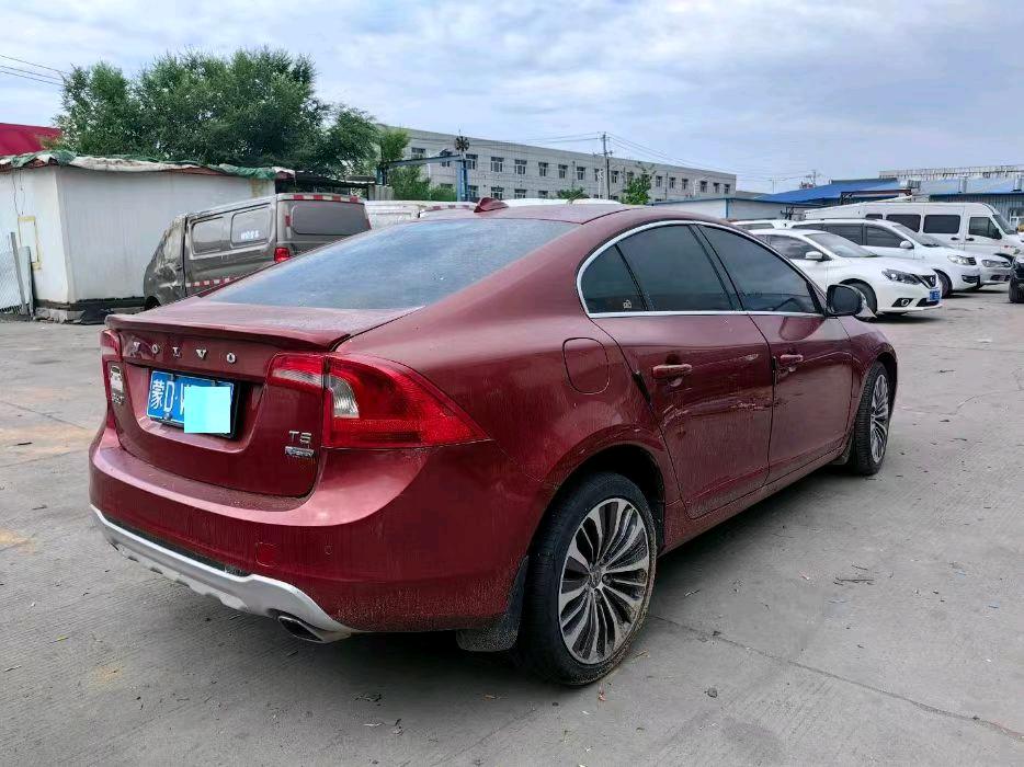 赤峰市13年沃尔沃S60L4