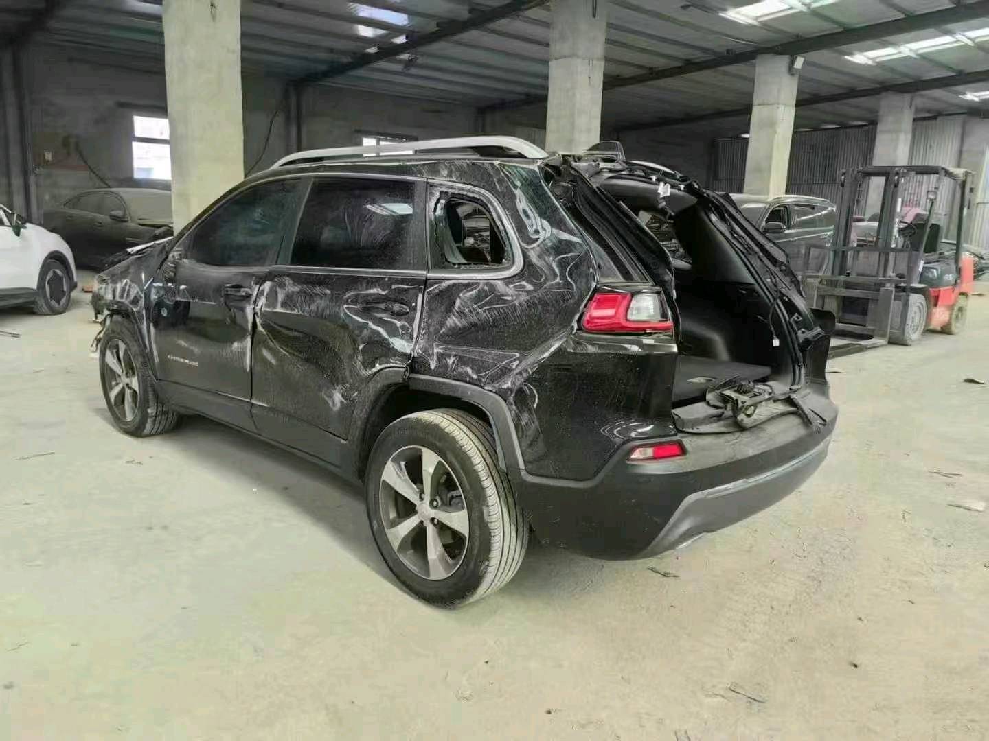 沈阳市22年Jeep自由光6