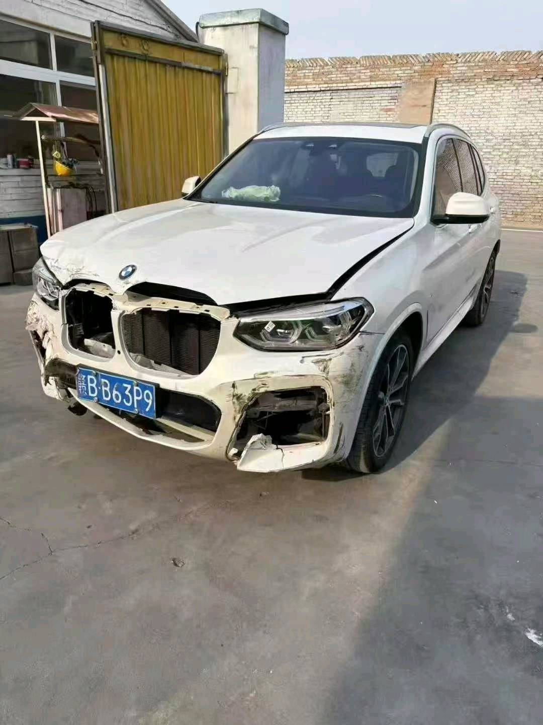 北京21年宝马X33