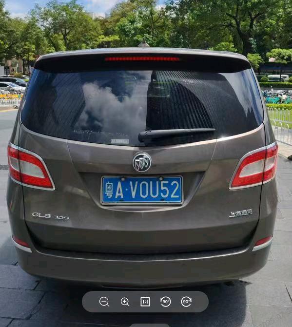 广州市13年别克GL84