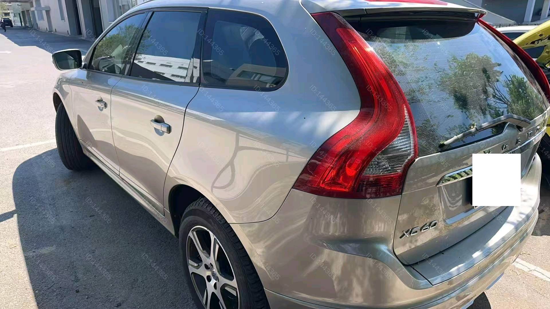 大连市14年沃尔沃XC605