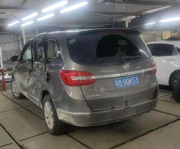 广东18年别克GL83