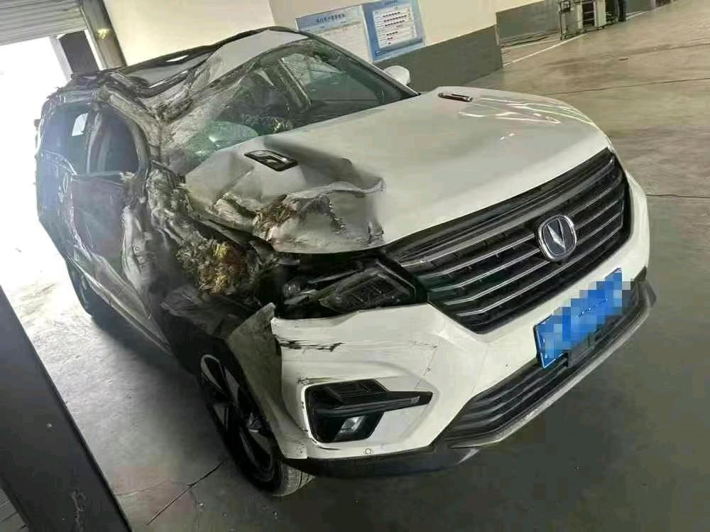 广安市19年长安汽车CS752