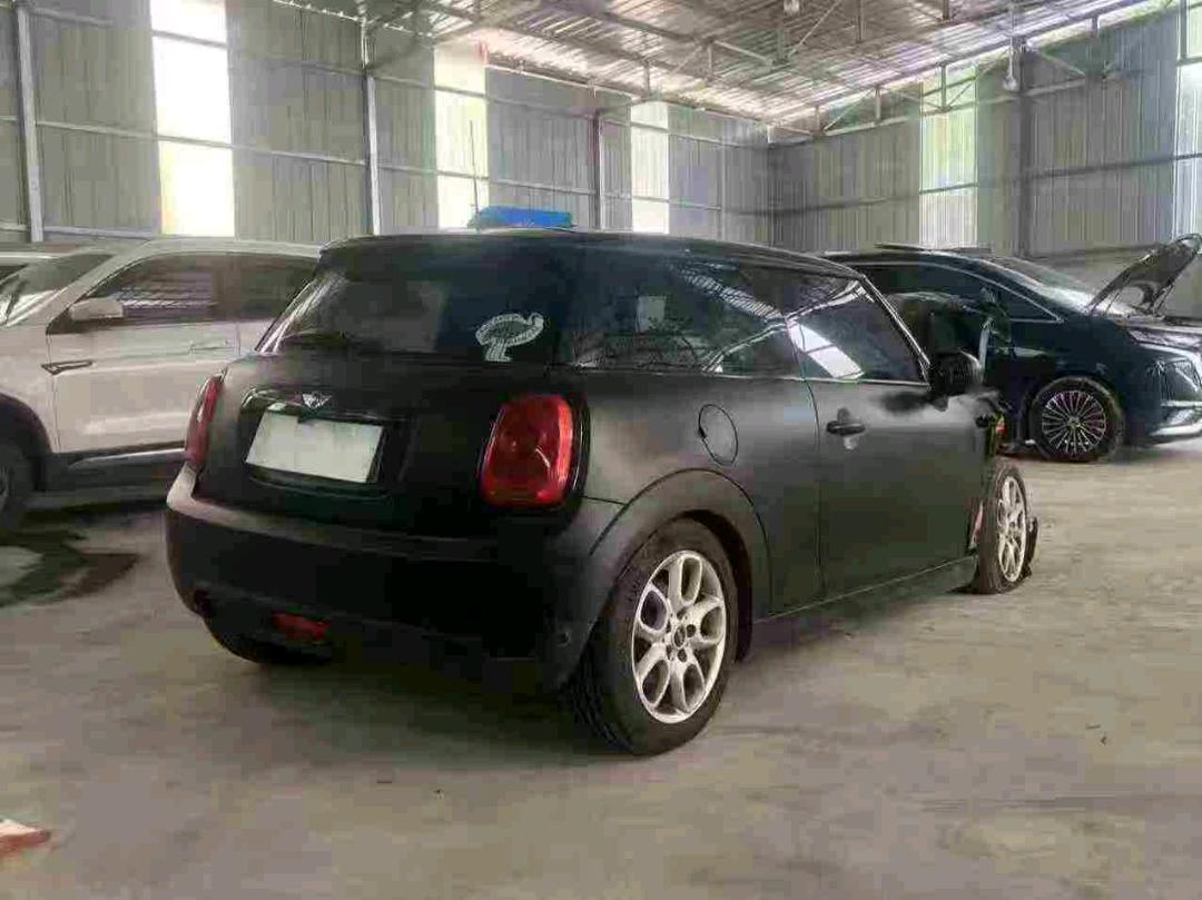 成都市14年MINICooper3