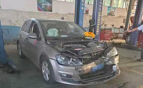 烟台市14年大众高尔夫2