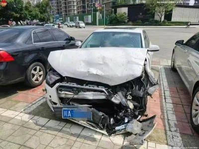 成都市13年奥迪A4L
