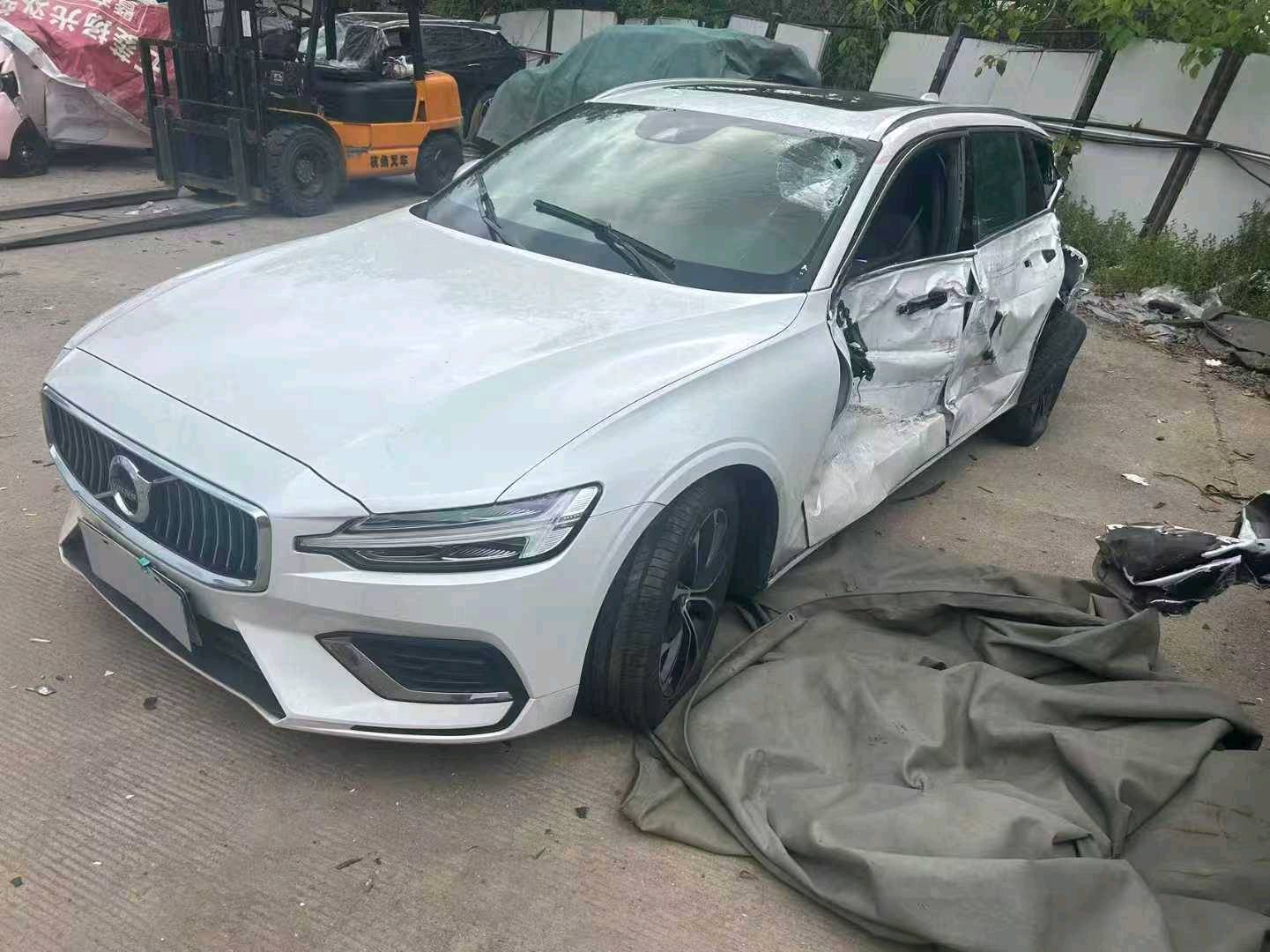 去哪里批发事故车便宜又好?-事故车批发 去哪里批发事故车便宜又好?-事故车批发