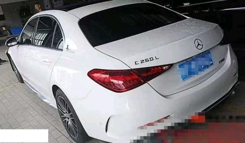 广东24年奔驰C3