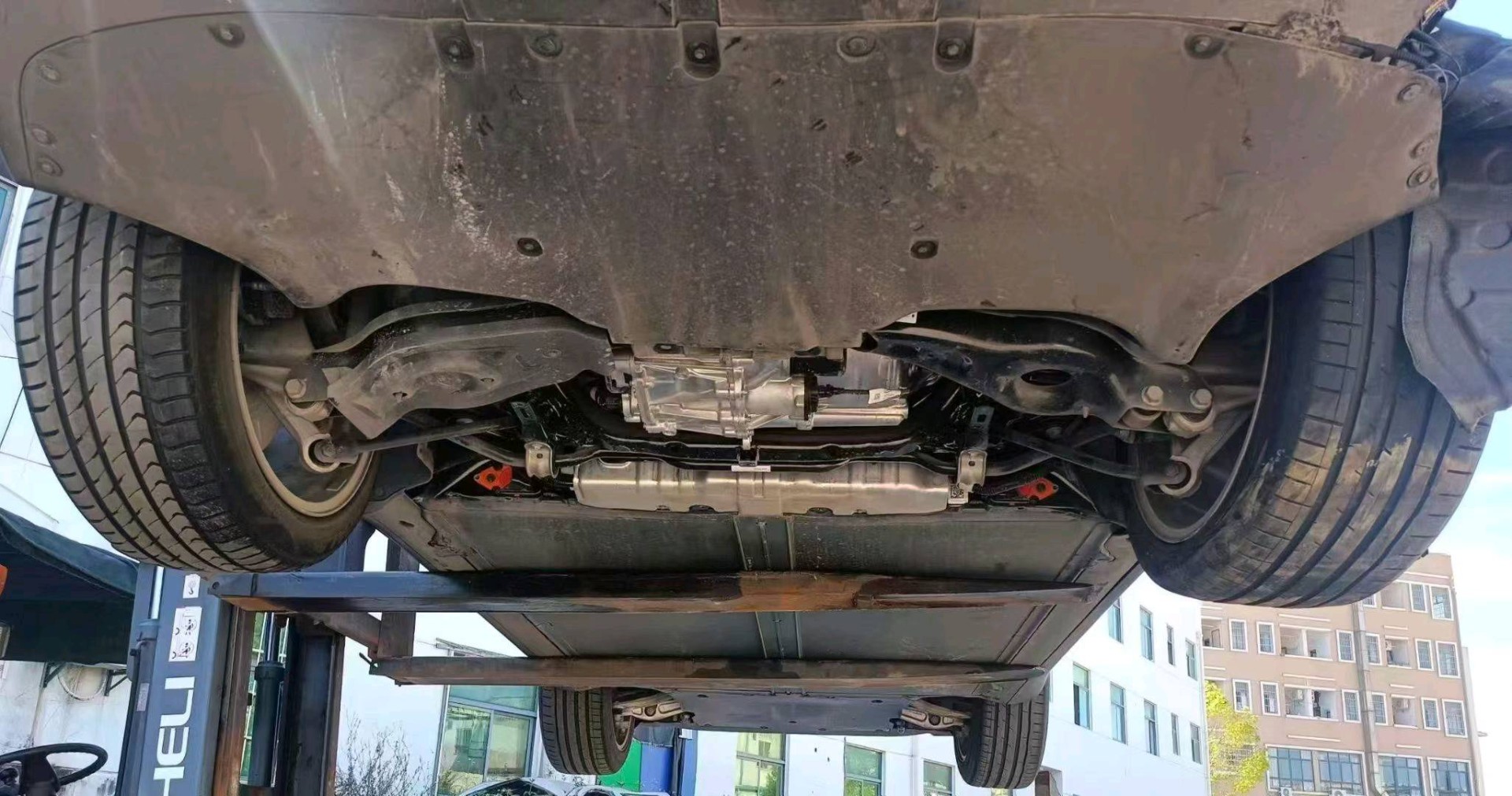 赣州市21年特斯拉MODEL Y8