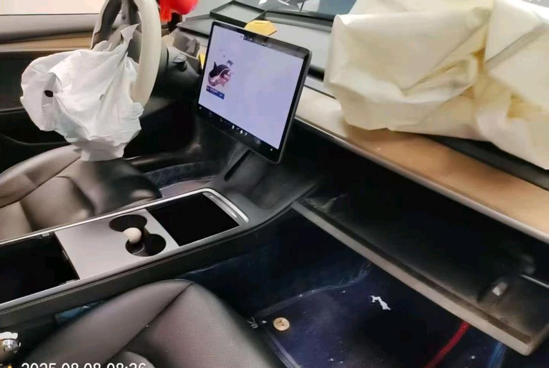 石家庄市22年特斯拉MODEL Y8